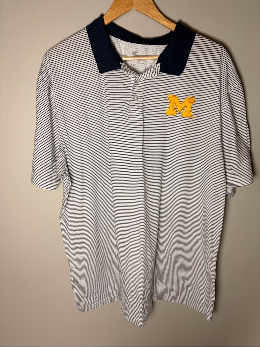 Michigan Wolverines Colosseum Men’s XXL Striped Performance Polo Shirt